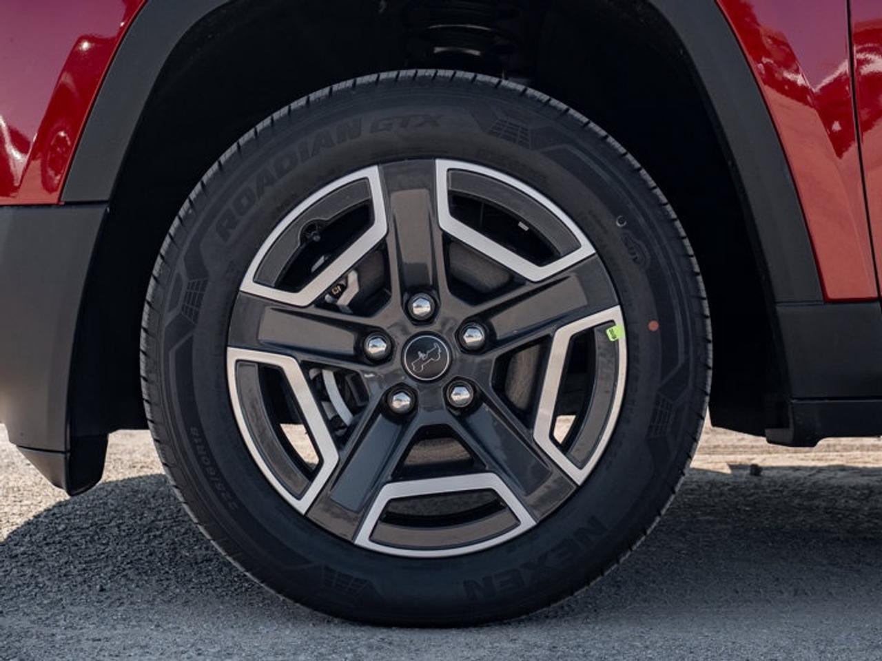 2026 Jeep Cherokee laredo Photo