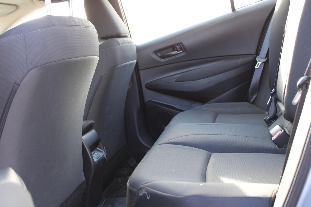 2024 Toyota Corolla LE Photo3