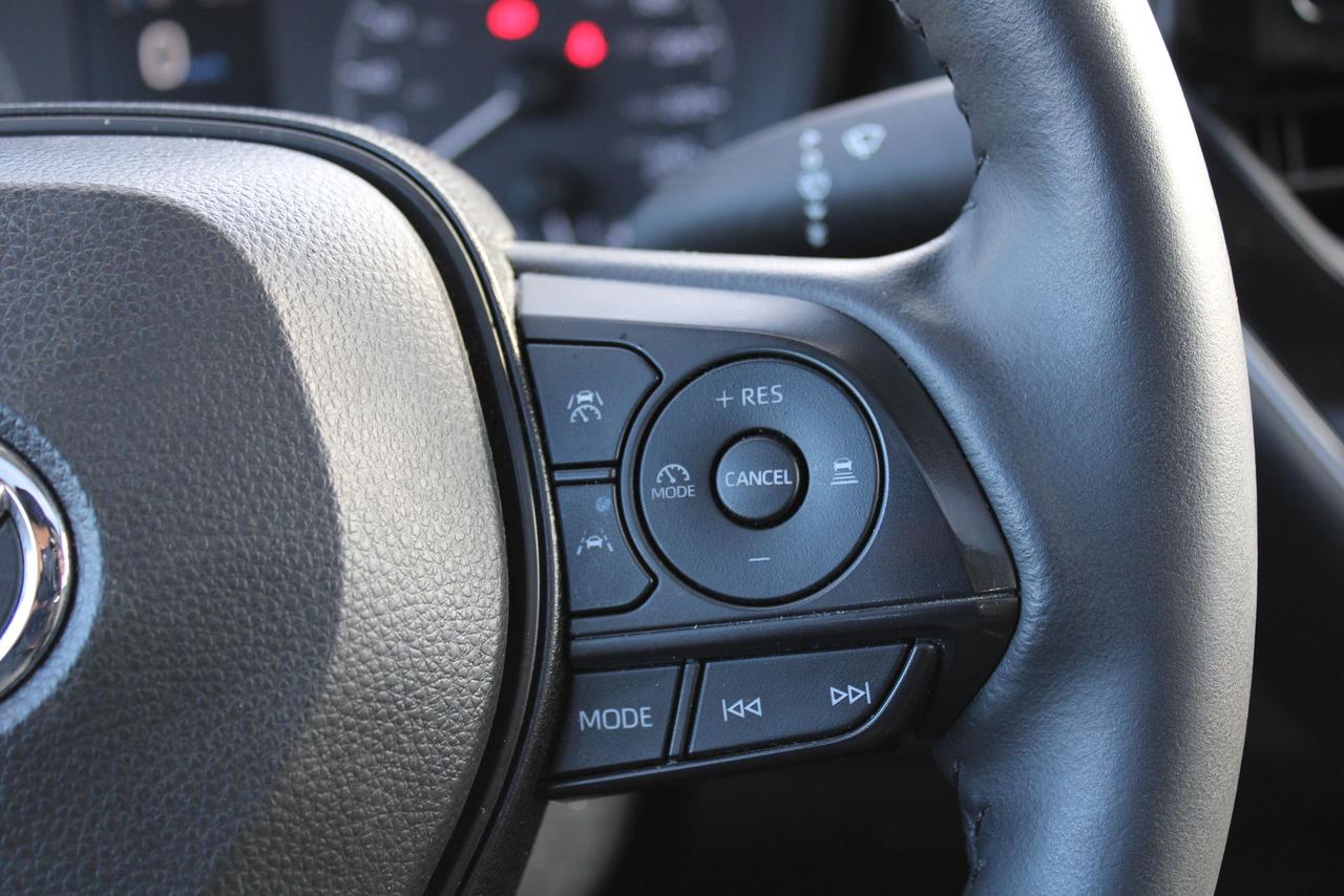 2024 Toyota Corolla LE Photo