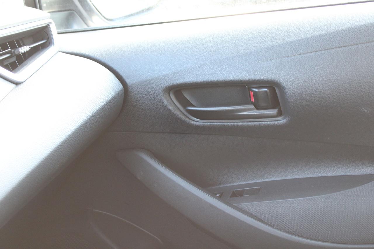 2024 Toyota Corolla LE Photo