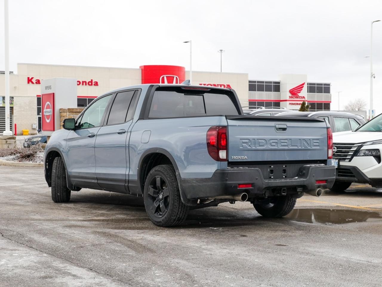 2025 Honda Ridgeline Black Edition  - Premium Audio Photo3
