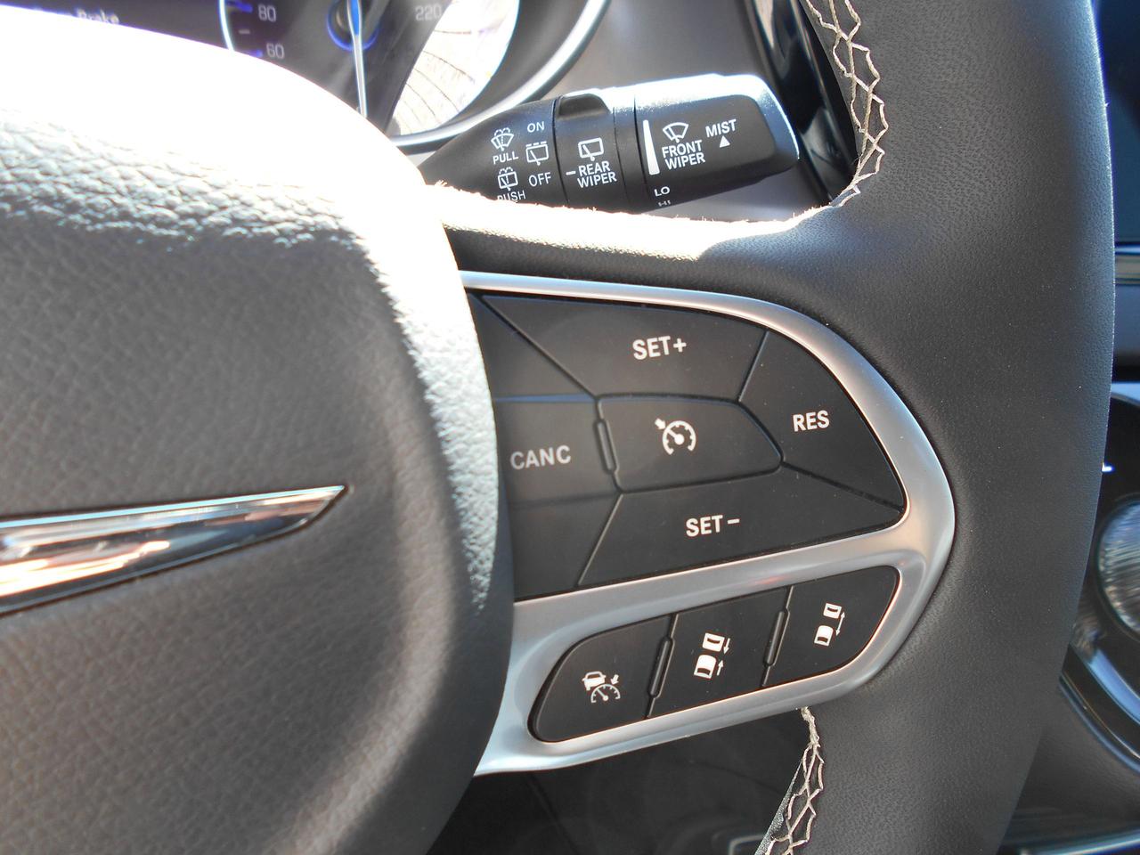 2026 Chrysler Grand Caravan SXT Photo