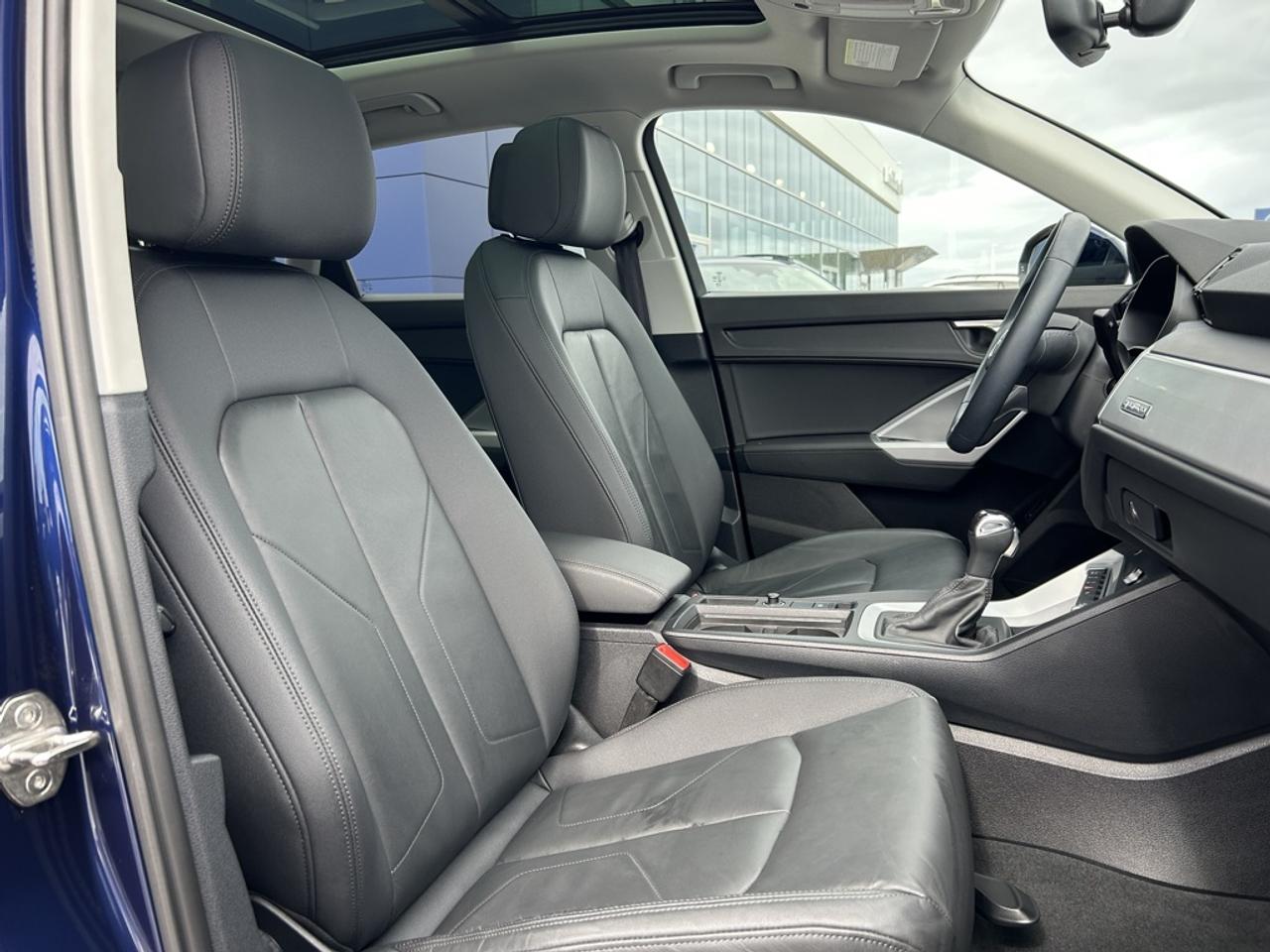 2023 Audi Q3 Komfort 45 TFSI quattro  - Sunroof Photo