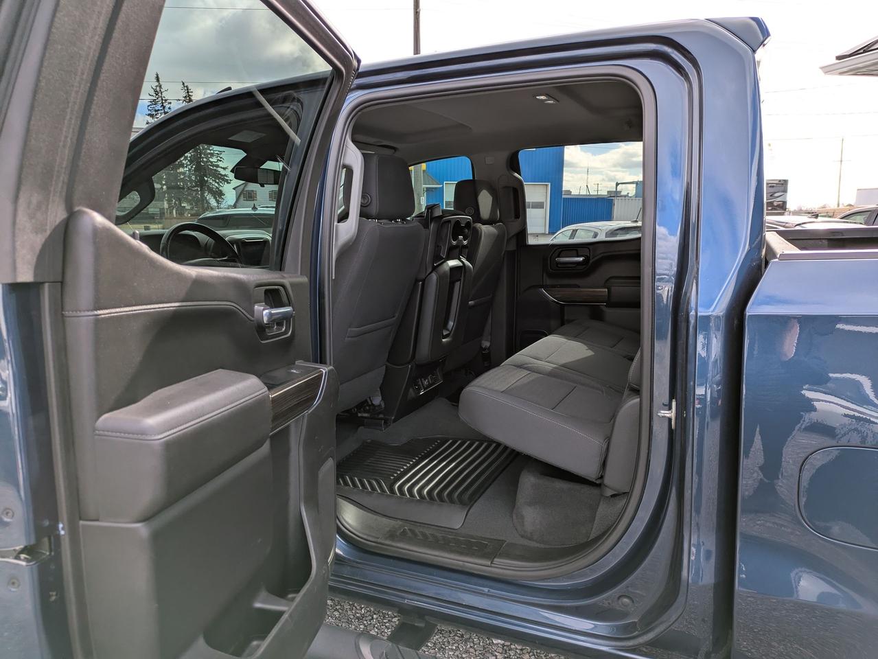 2021 Chevrolet Silverado 1500 4WD Crew Cab 147" RST Photo