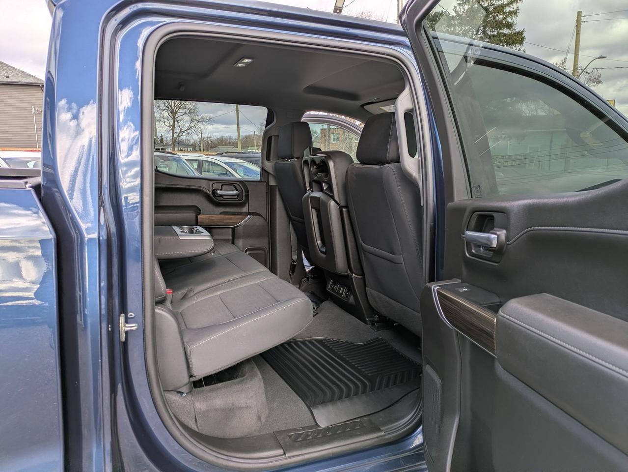 2021 Chevrolet Silverado 1500 4WD Crew Cab 147" RST Photo