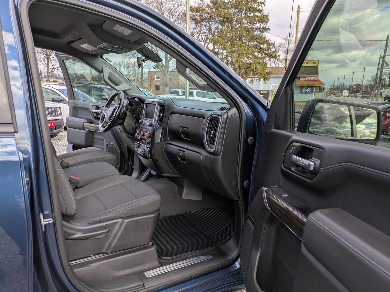 2021 Chevrolet Silverado 1500 4WD Crew Cab 147" RST Photo