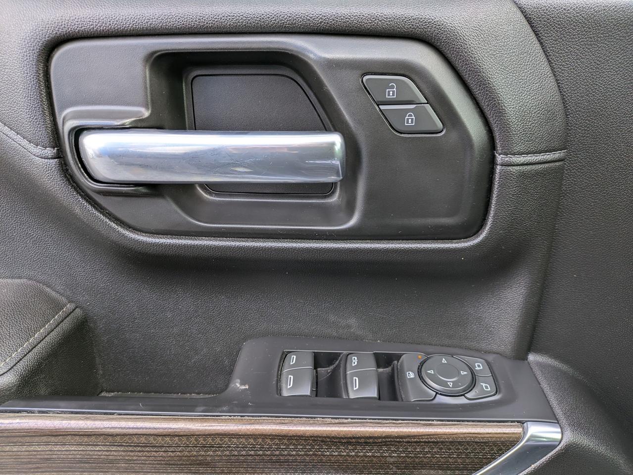 2021 Chevrolet Silverado 1500 4WD Crew Cab 147" RST Photo