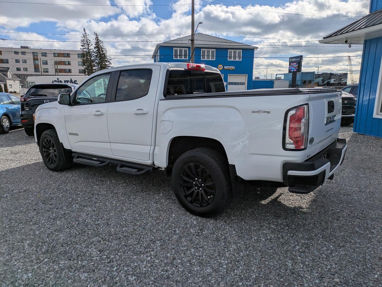 2021 GMC Canyon 4WD Crew Cab 128" Elevation Photo2
