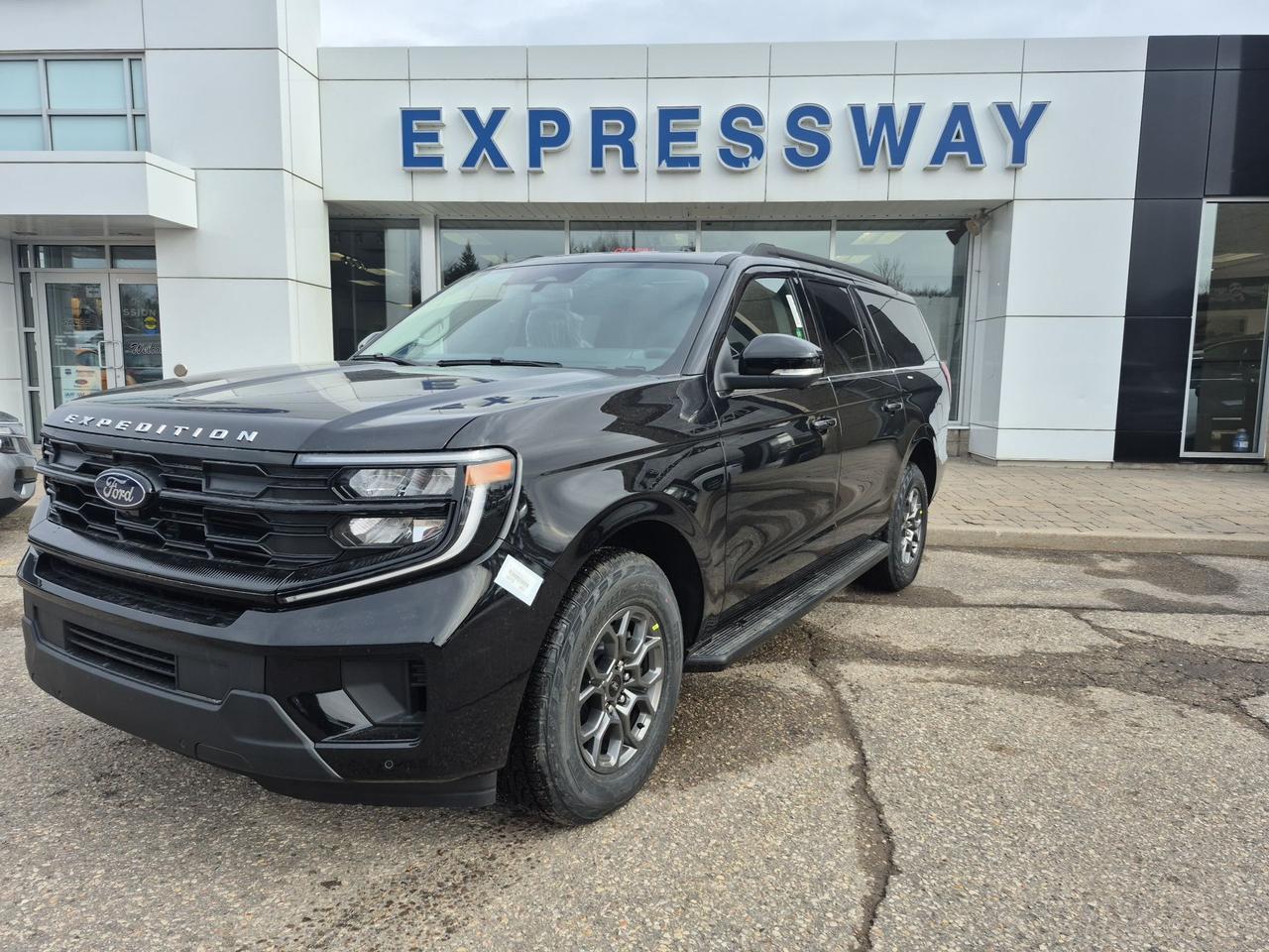 2026 Ford Expedition ACTIVE MAX, PANO ROOF, CO-PILOT 360 ASSIST 2.0 Photo