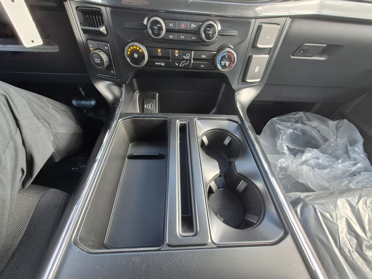 2026 Ford F-150 STX 4WD, BLACK PKG, SPRAY-IN BED, REAR PARK SENSOR Photo