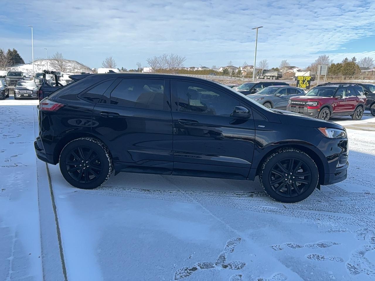 2024 Ford Edge ST-LINE, 2L, PANO ROOF, COPILOT PACK, HEATED WHEEL Photo3