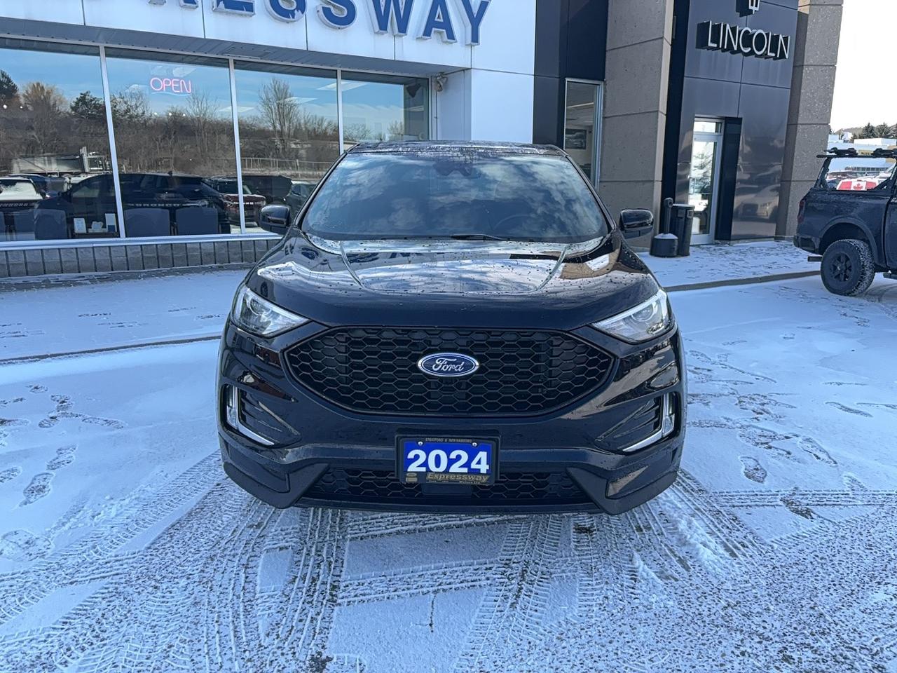 2024 Ford Edge ST-LINE, 2L, PANO ROOF, COPILOT PACK, HEATED WHEEL Photo