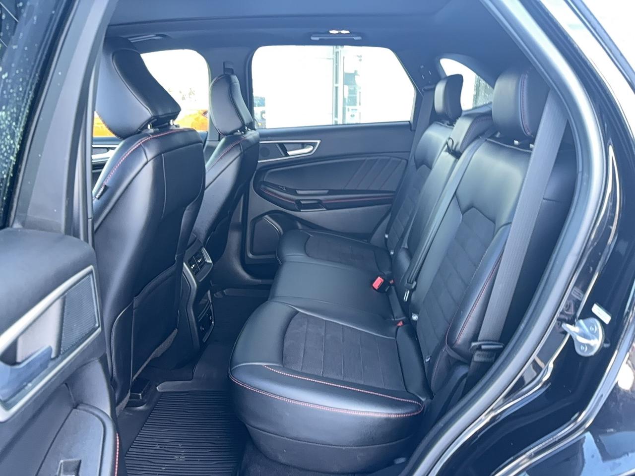 2024 Ford Edge ST-LINE, 2L, PANO ROOF, COPILOT PACK, HEATED WHEEL Photo