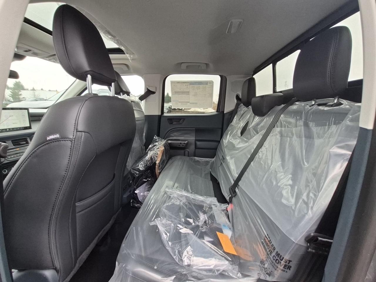 2026 Ford Maverick LARIAT, MOON ROOF, 4K TOW PKG, BLACK PKG Photo