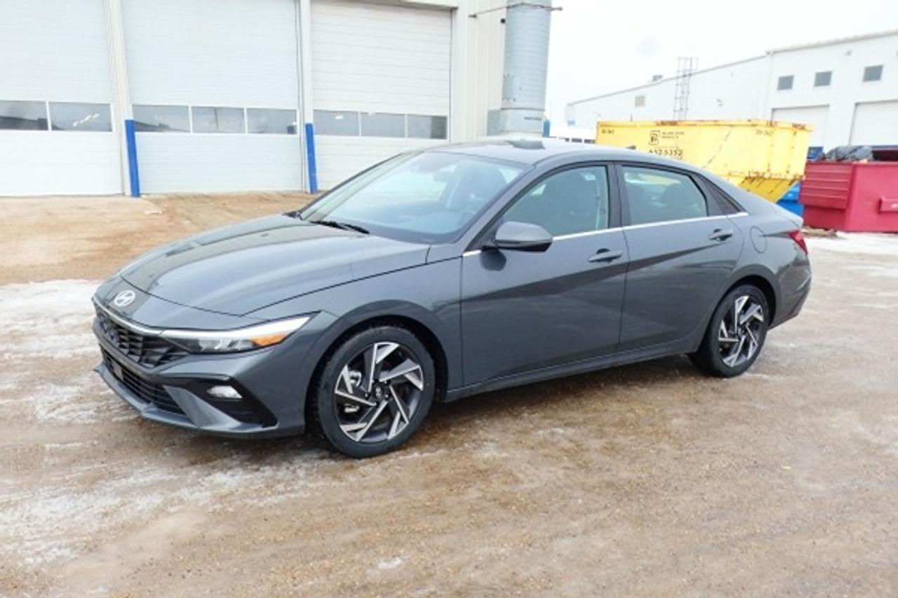 2025 Hyundai Elantra Luxury IVT w/Htd Leather, S/R, NAV, BUC - Photo #1