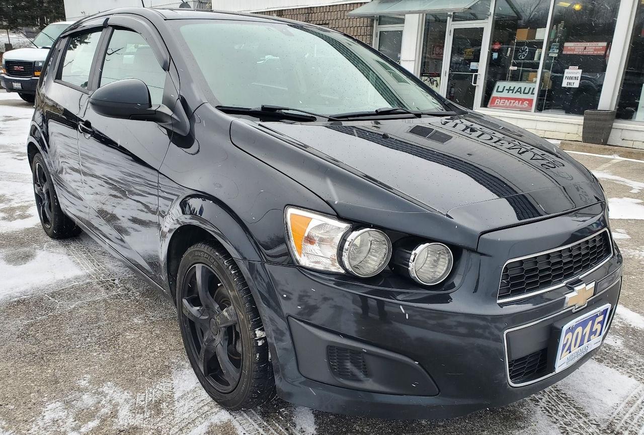 2015 Chevrolet Sonic LS Photo