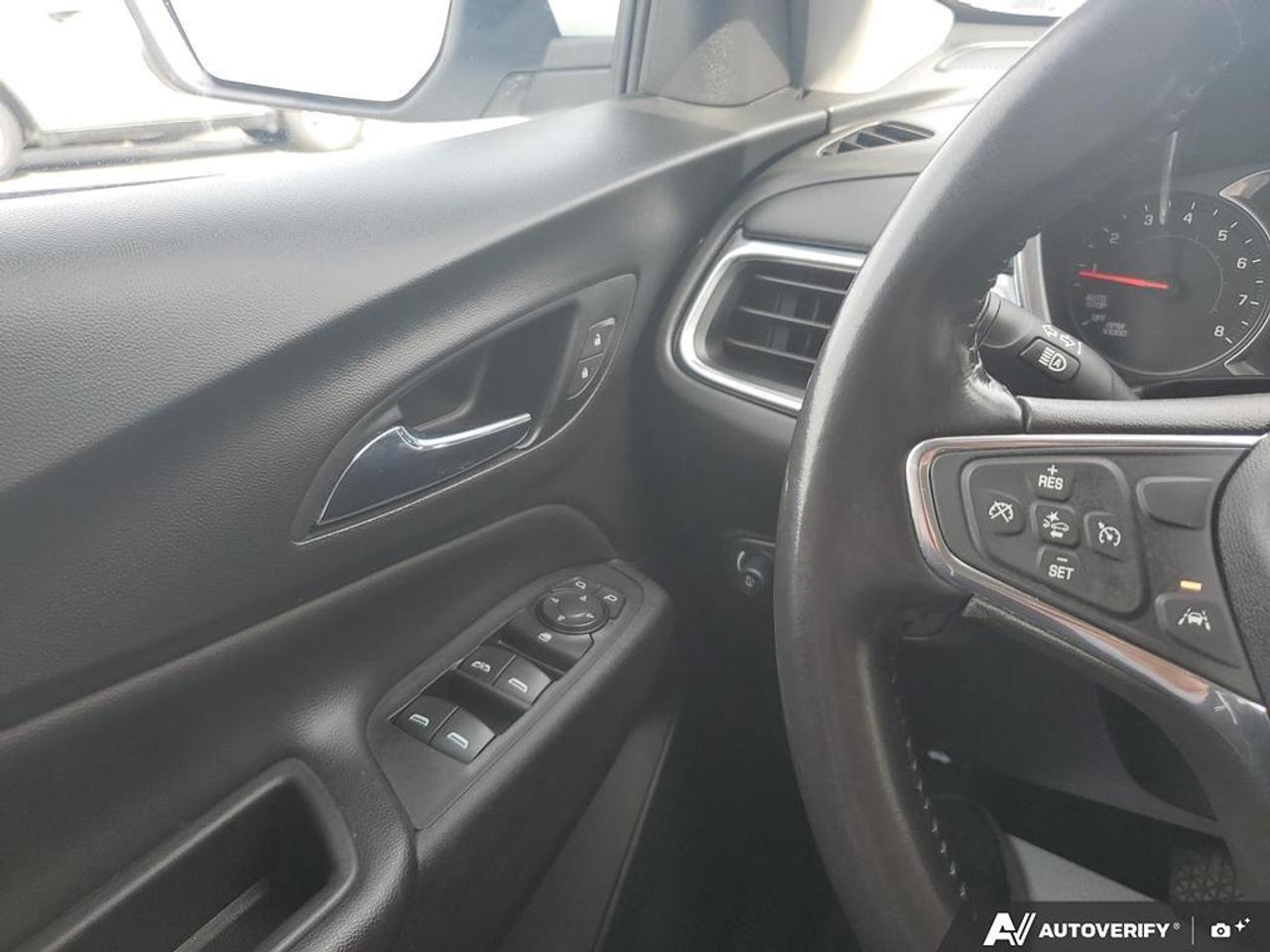 2020 Chevrolet Equinox LT w/2FL-REMOTE START-REAR CAMERA-PWR LIFTGATE- Photo