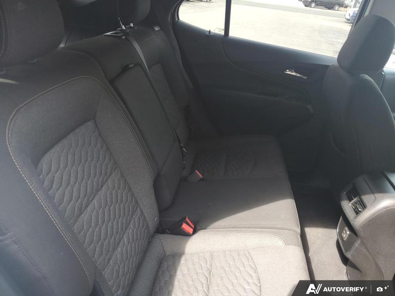 2020 Chevrolet Equinox LT w/2FL-REMOTE START-REAR CAMERA-PWR LIFTGATE- Photo