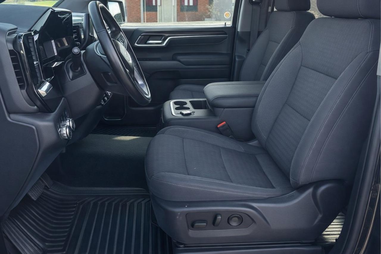 2023 GMC Sierra 1500 SLE - COMING SOON Photo