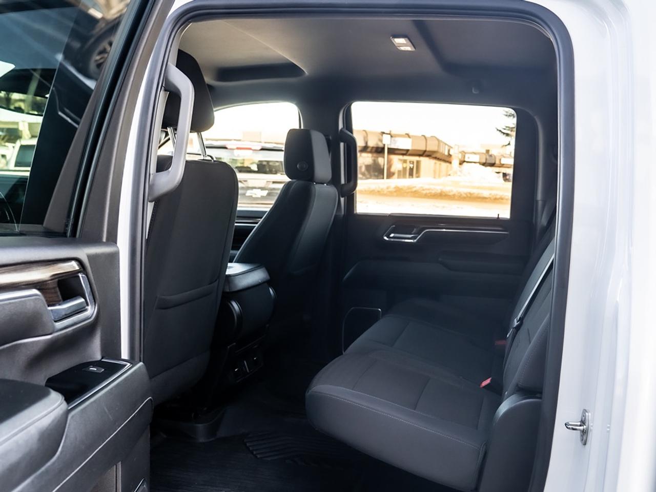 2024 Chevrolet Silverado 2500 LT Photo18