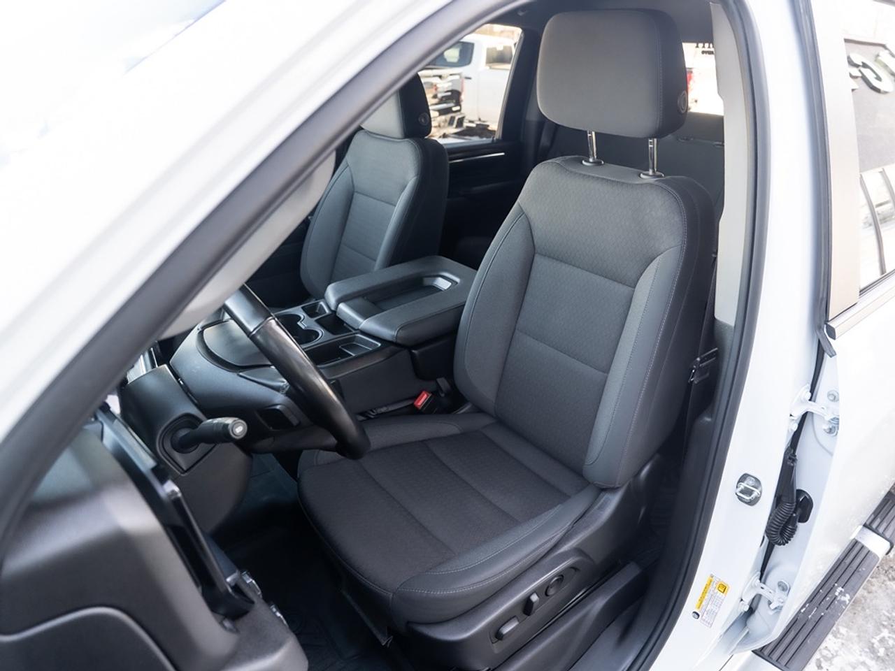 2024 Chevrolet Silverado 2500 LT Photo17