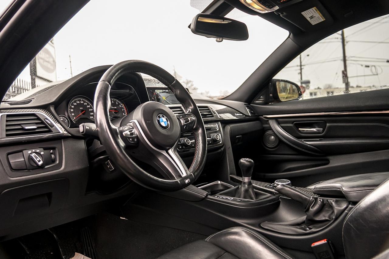 2016 BMW M4 COUPE |MANUAL GEAR|HUD|CARBON FIBER|NAVI|CAM Photo