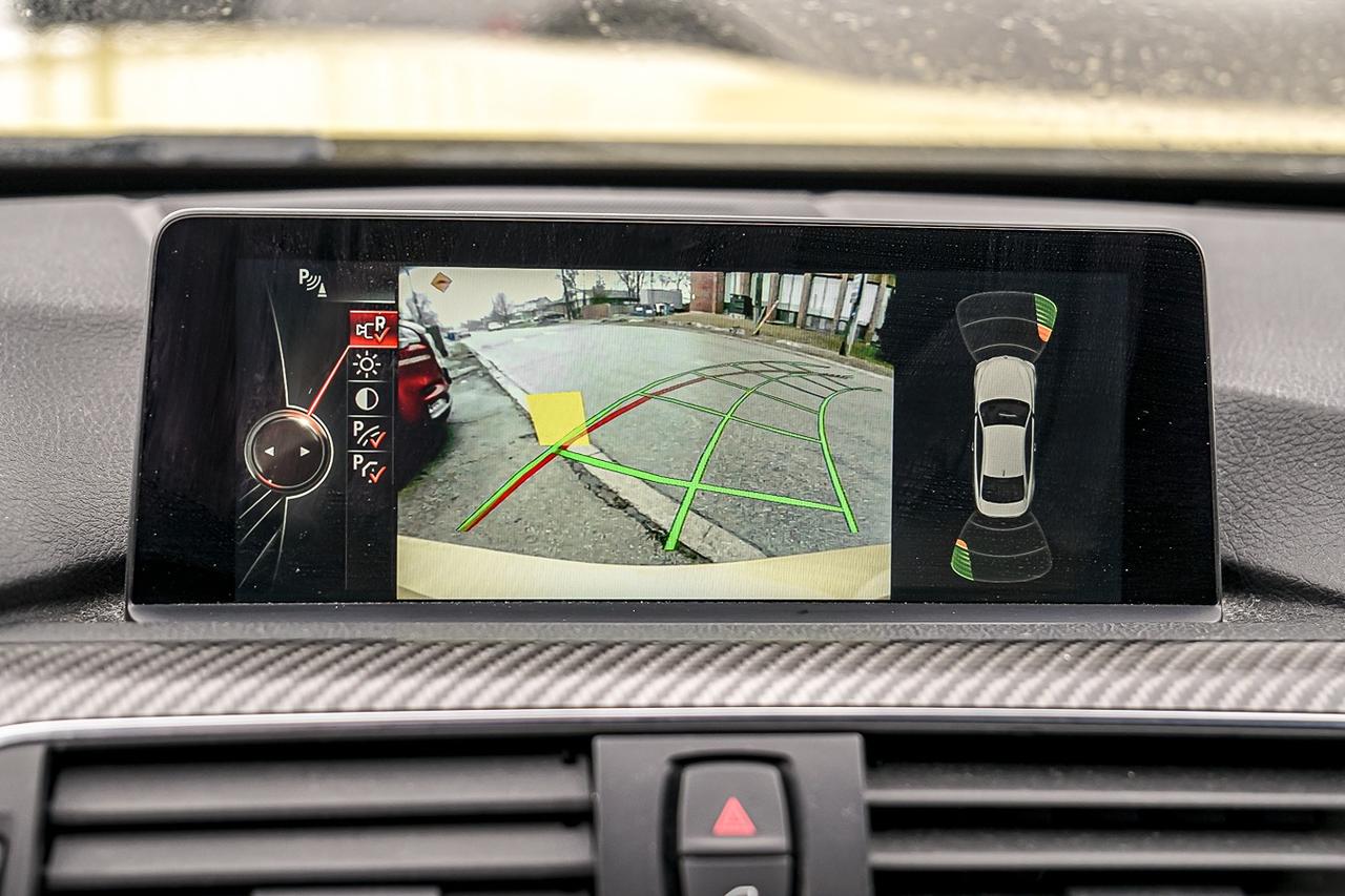 2016 BMW M4 COUPE |MANUAL GEAR|HUD|CARBON FIBER|NAVI|CAM Photo