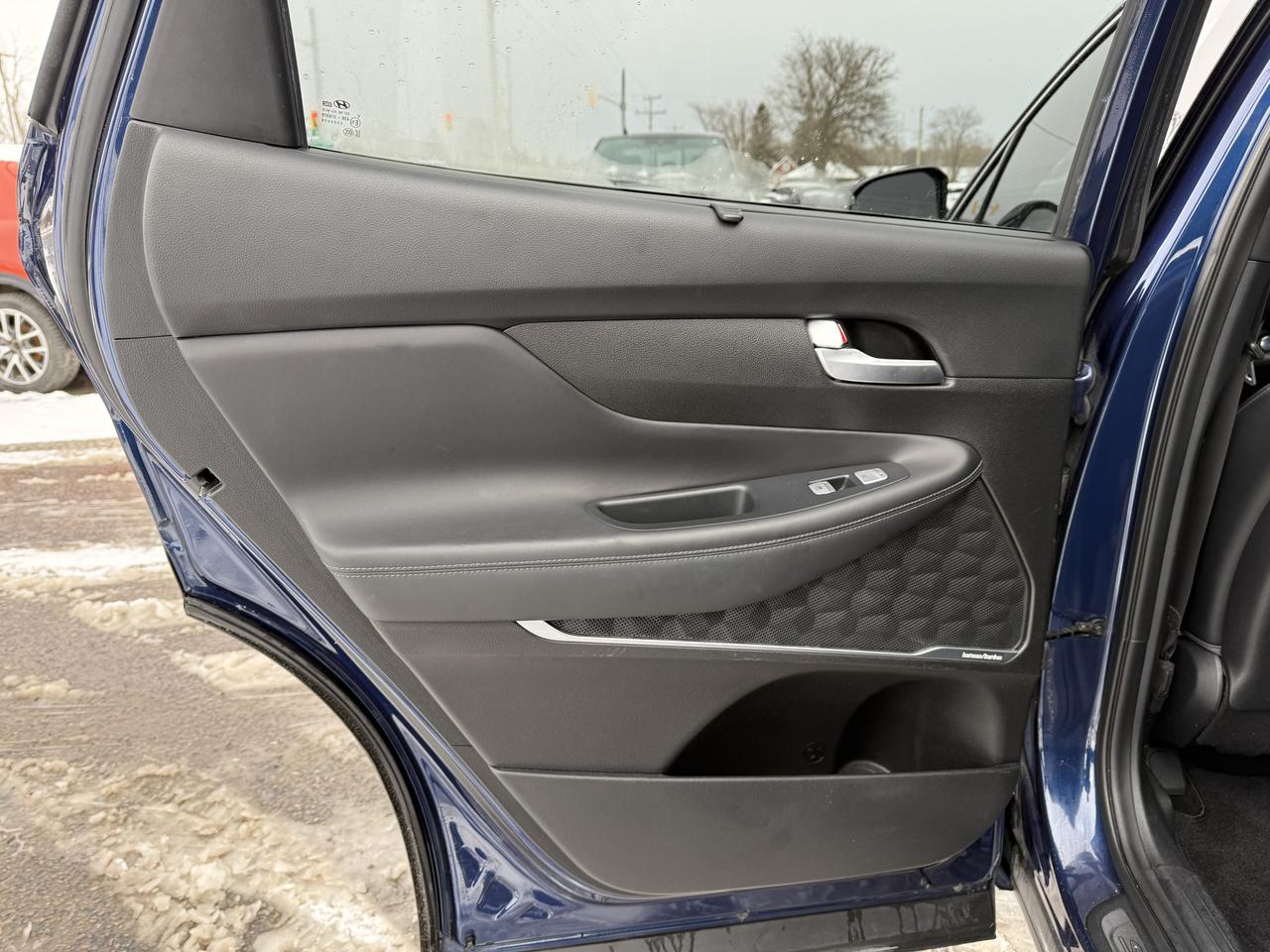 2021 Hyundai Santa Fe Ultimate Calligraphy Photo