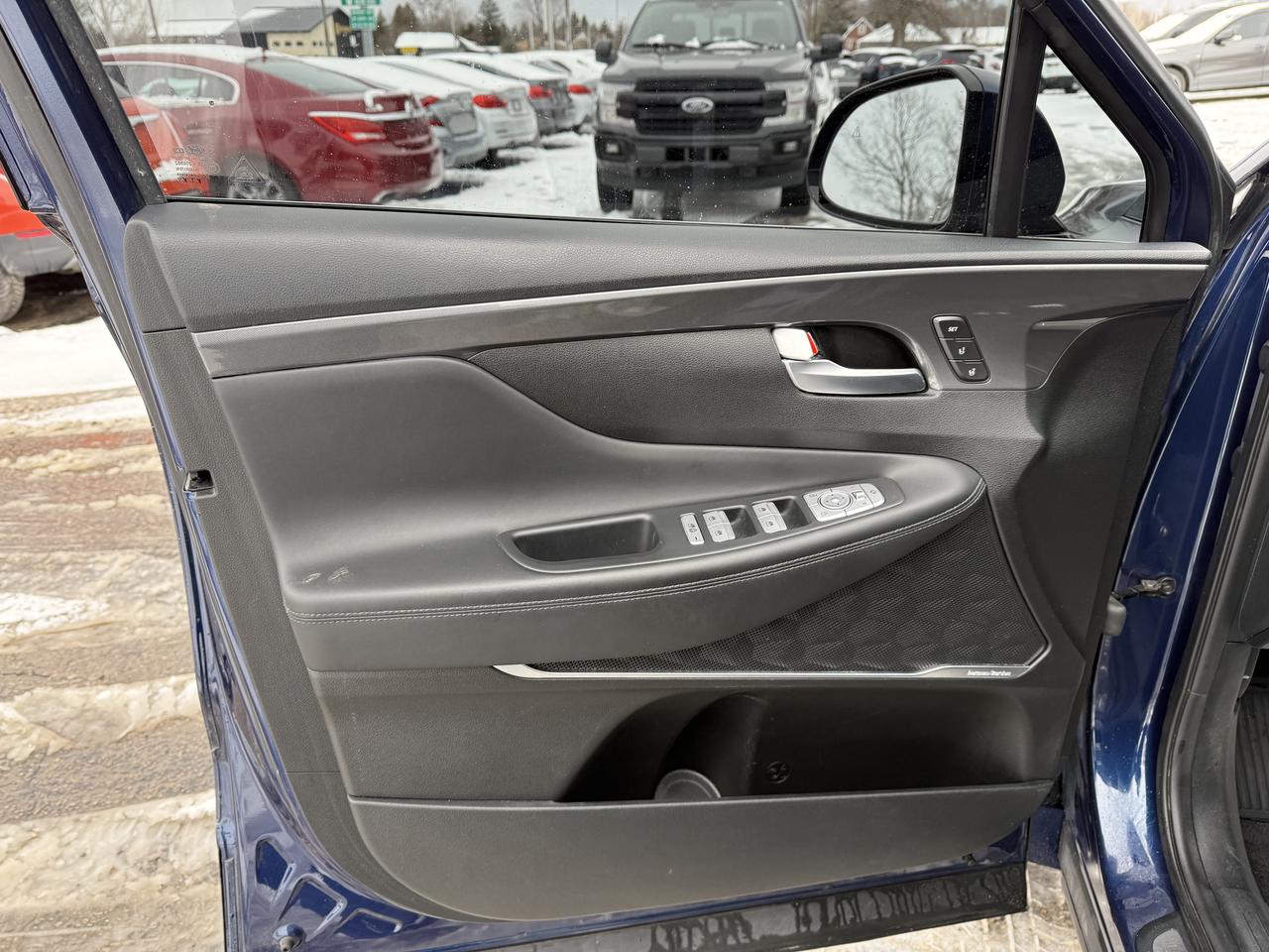 2021 Hyundai Santa Fe Ultimate Calligraphy Photo