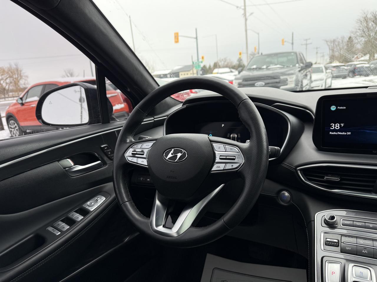 2021 Hyundai Santa Fe Ultimate Calligraphy Photo