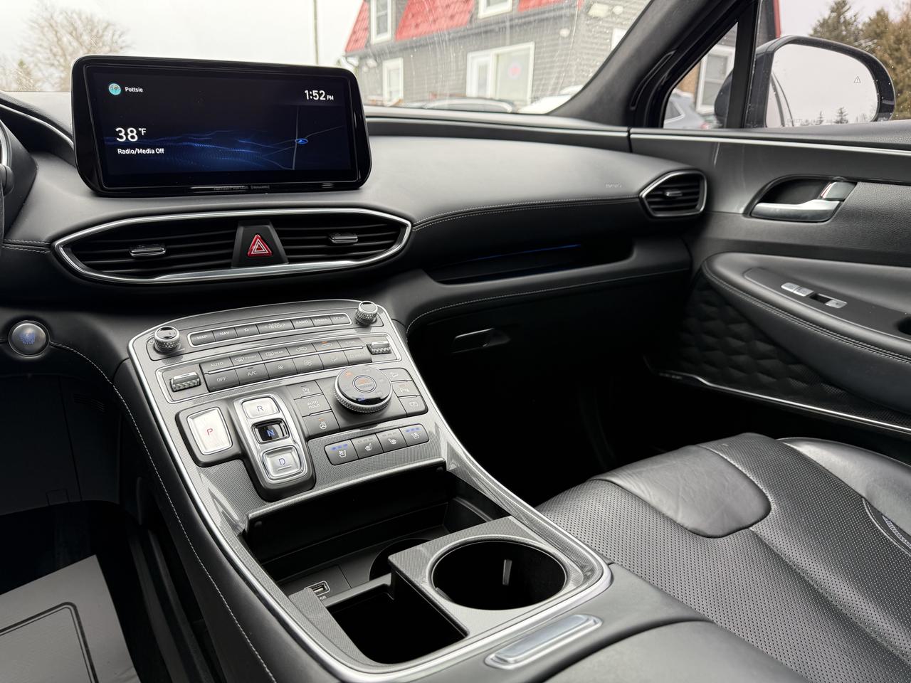 2021 Hyundai Santa Fe Ultimate Calligraphy Photo