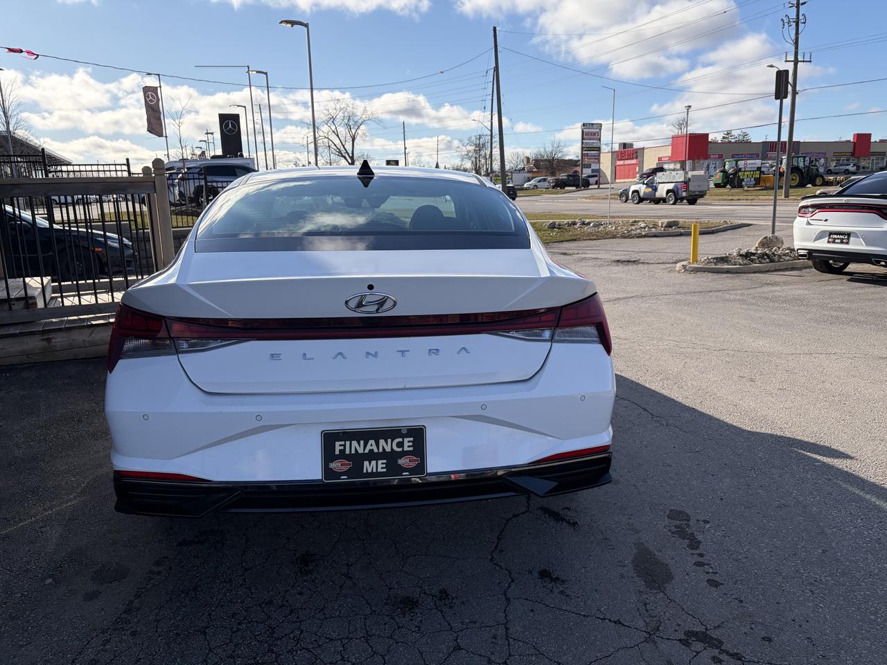 2021 Hyundai Elantra Ultimate Tech Photo