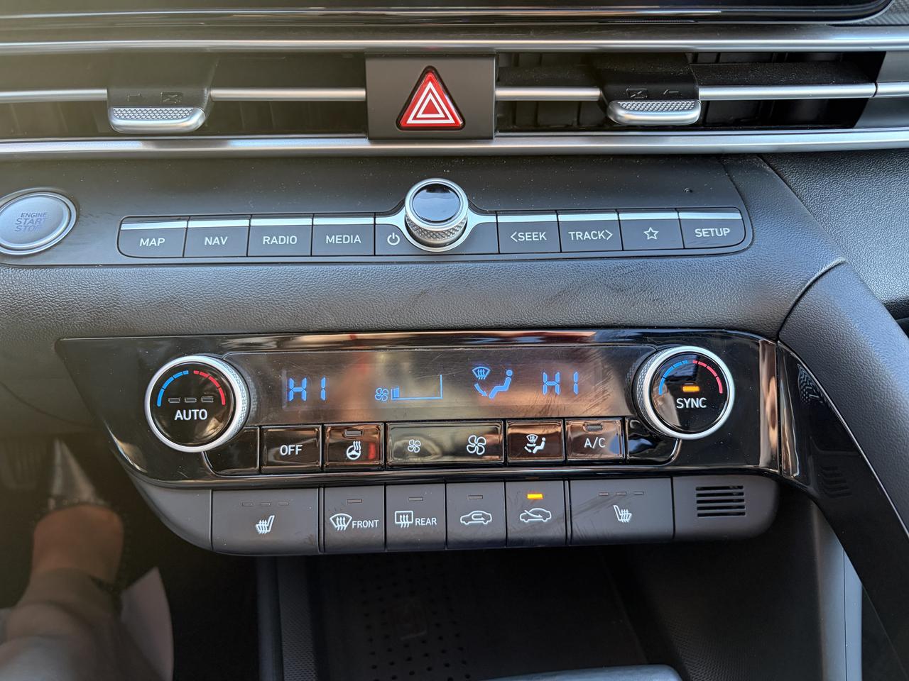 2021 Hyundai Elantra Ultimate Tech Photo