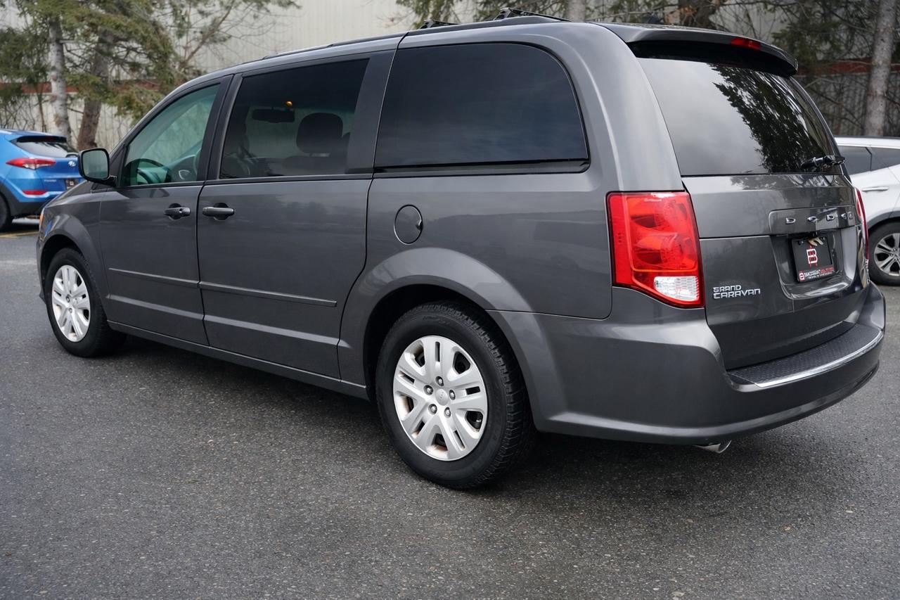 2016 Dodge Grand Caravan SXT Photo