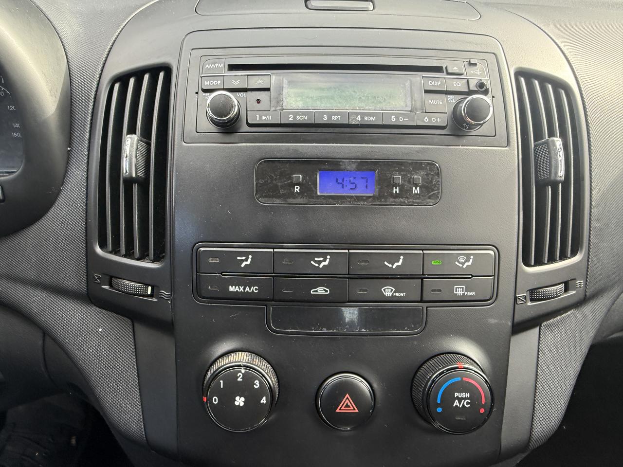 2012 Hyundai Elantra Touring GLS Photo