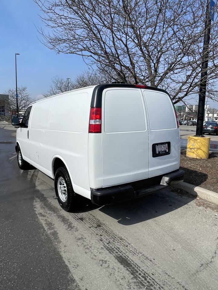2016 Chevrolet Express Cargo Van HEAVY DUTY    NO WINDOWS ALL AROUND Photo