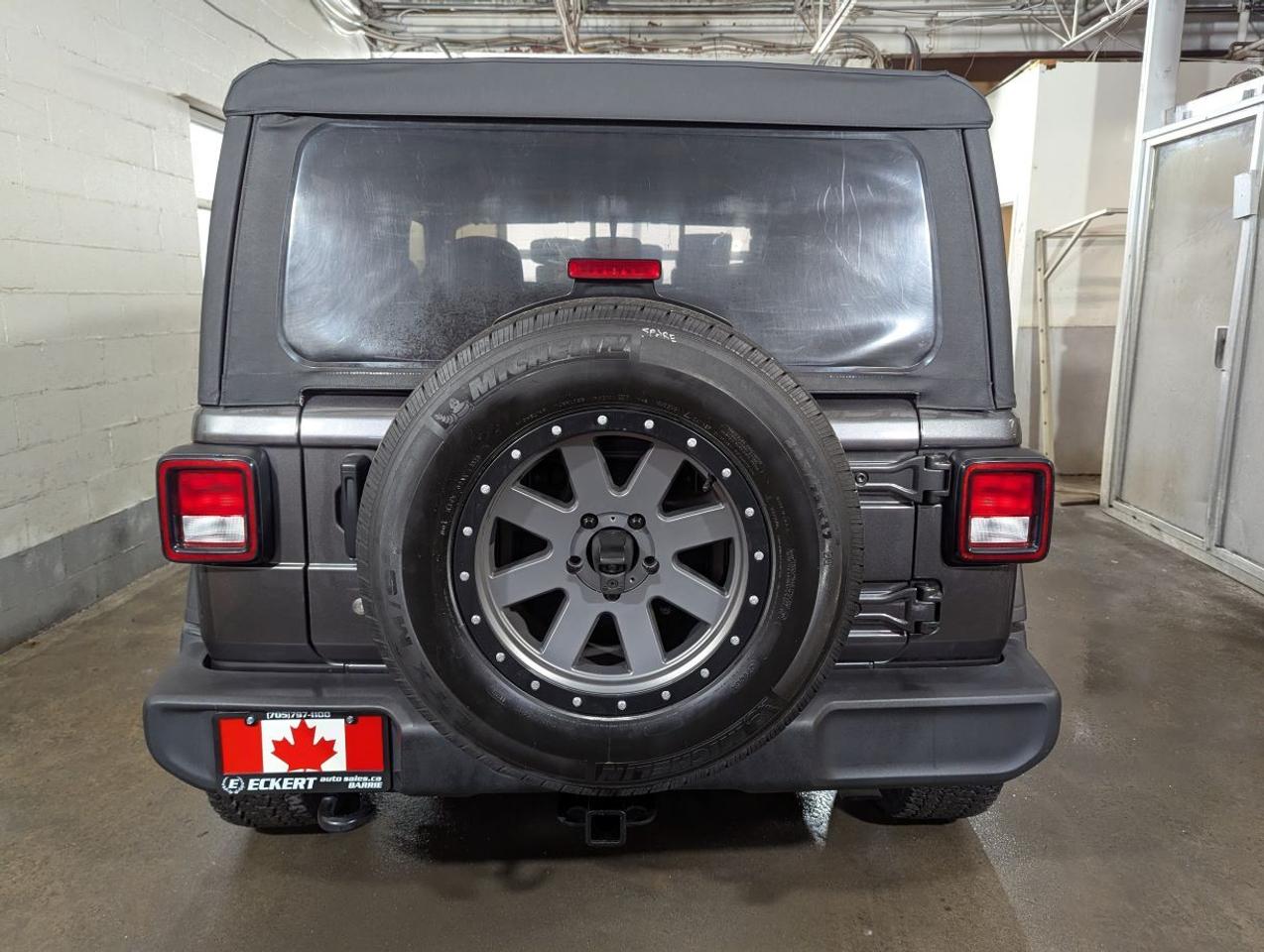 2021 Jeep Wrangler Sport WITH 3.6L V6 ENGINE!! Photo4