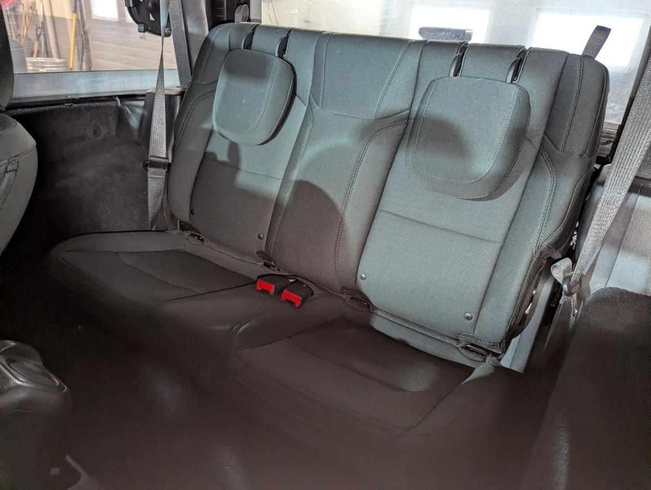 2021 Jeep Wrangler Sport WITH 3.6L V6 ENGINE!! Photo