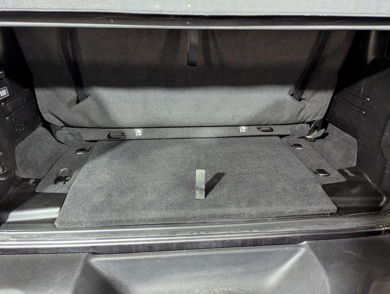 2021 Jeep Wrangler Sport WITH 3.6L V6 ENGINE!! Photo