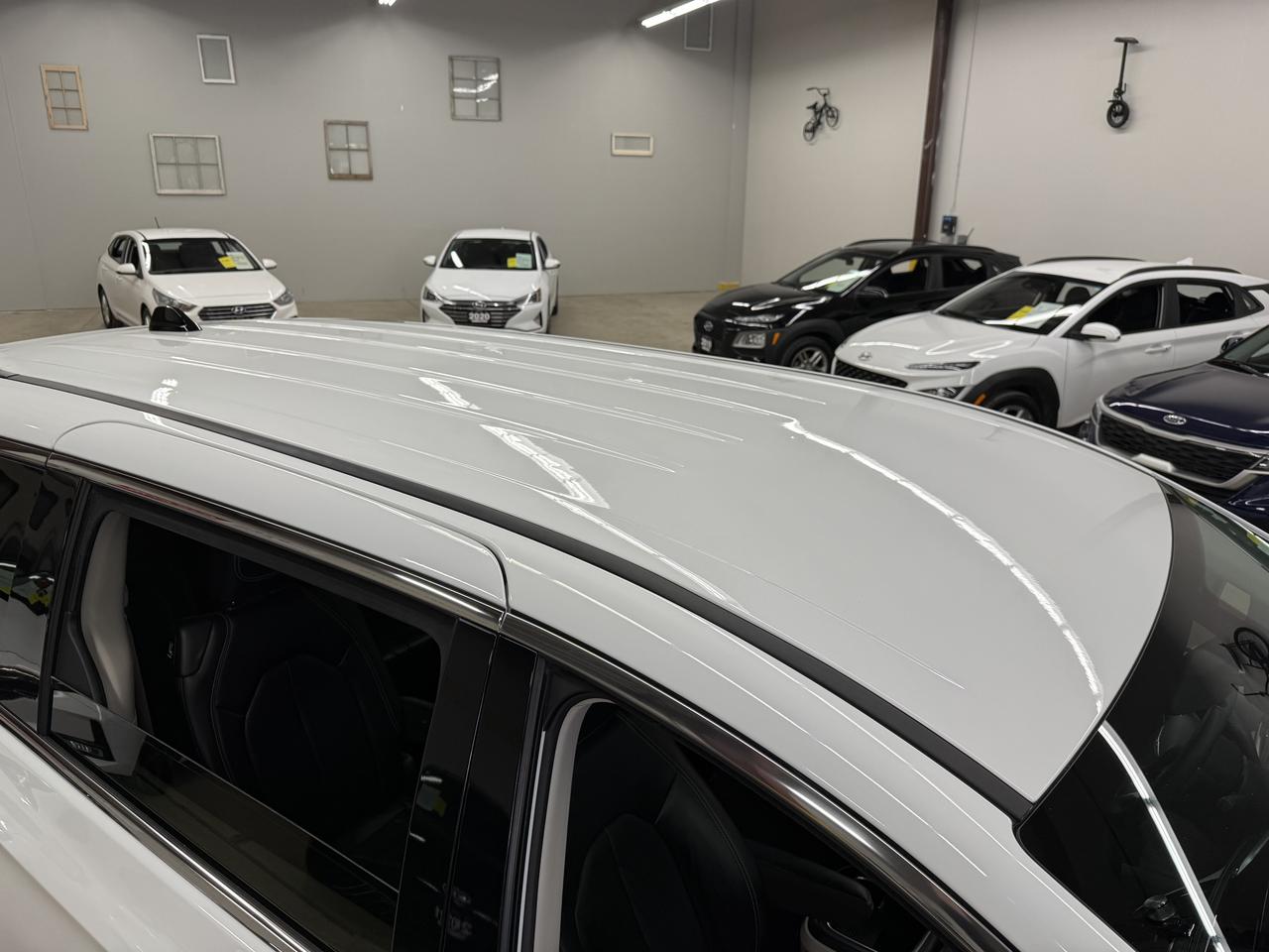 2023 Chrysler Pacifica Touring L Photo