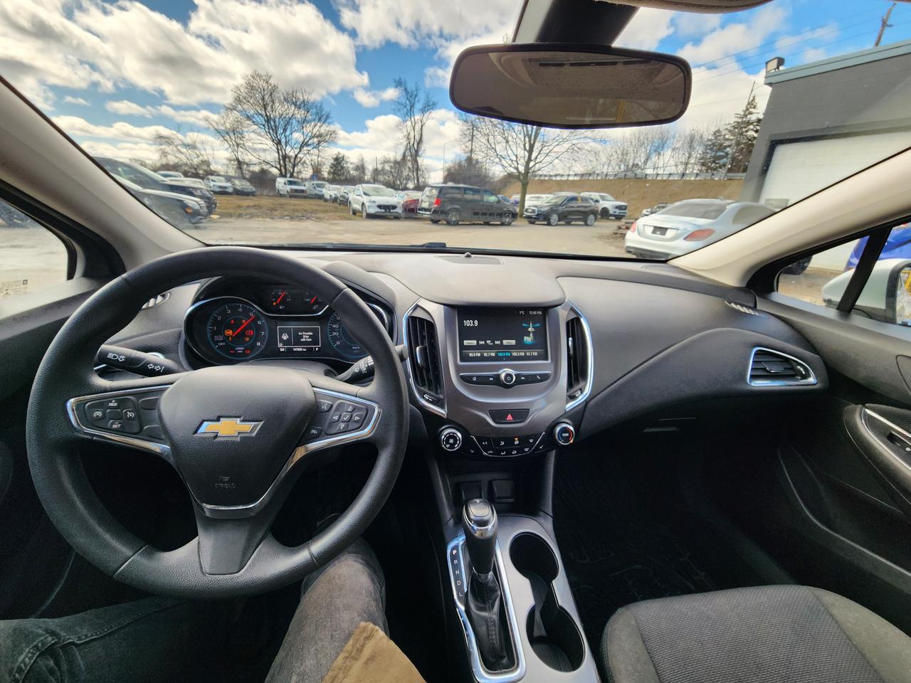 2018 Chevrolet Cruze LT l Clean Carfax | No Accidents | Remote Start | Photo