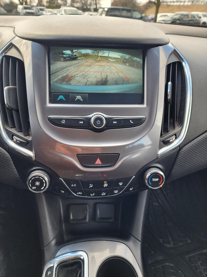 2018 Chevrolet Cruze LT l Clean Carfax | No Accidents | Remote Start | Photo