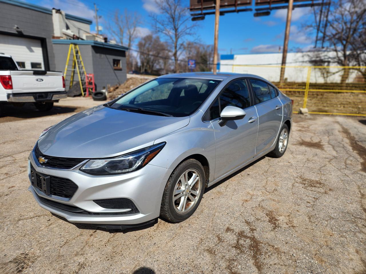 2018 Chevrolet Cruze LT l Clean Carfax | No Accidents | Remote Start |