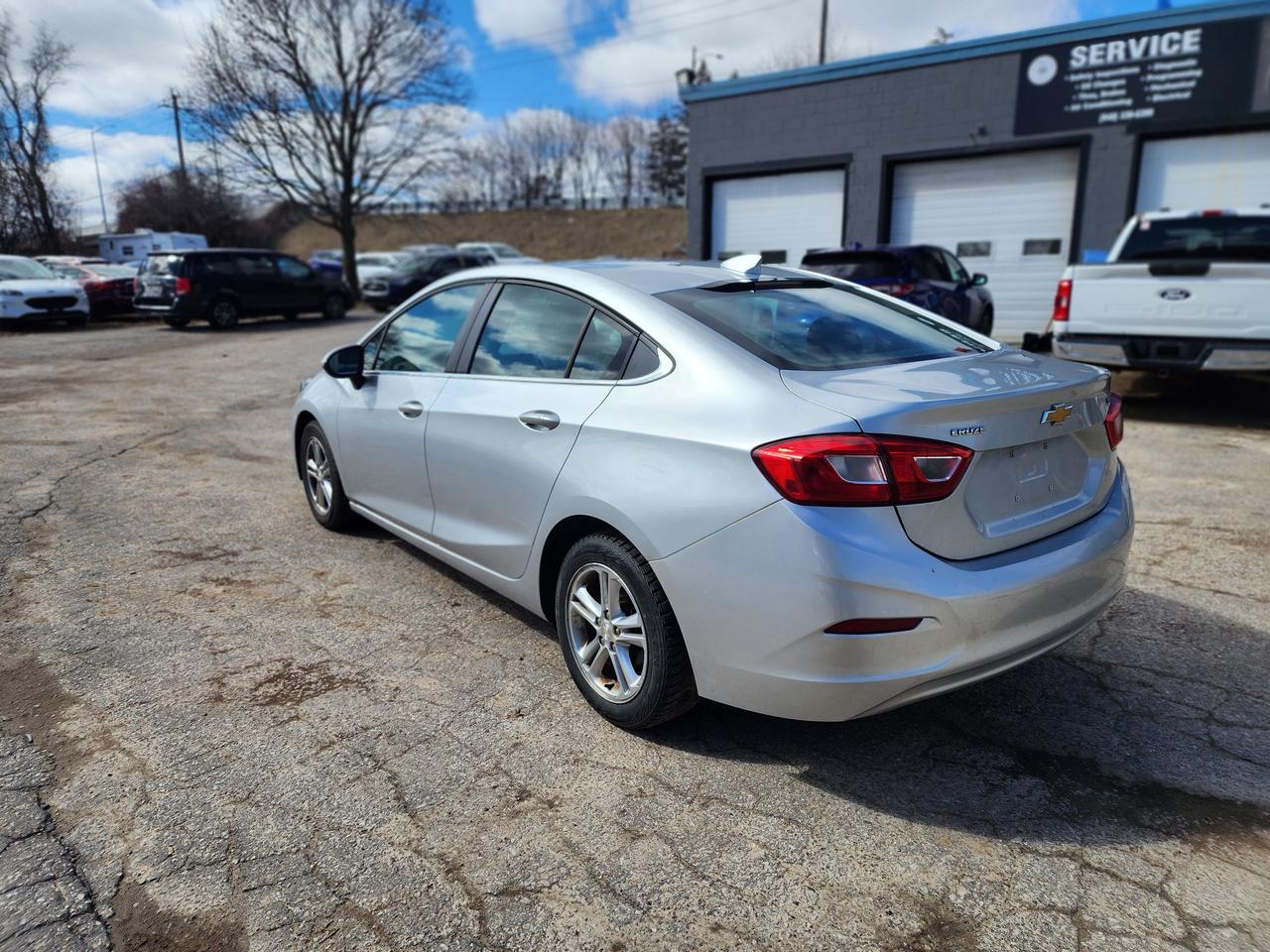 2018 Chevrolet Cruze LT l Clean Carfax | No Accidents | Remote Start | Photo