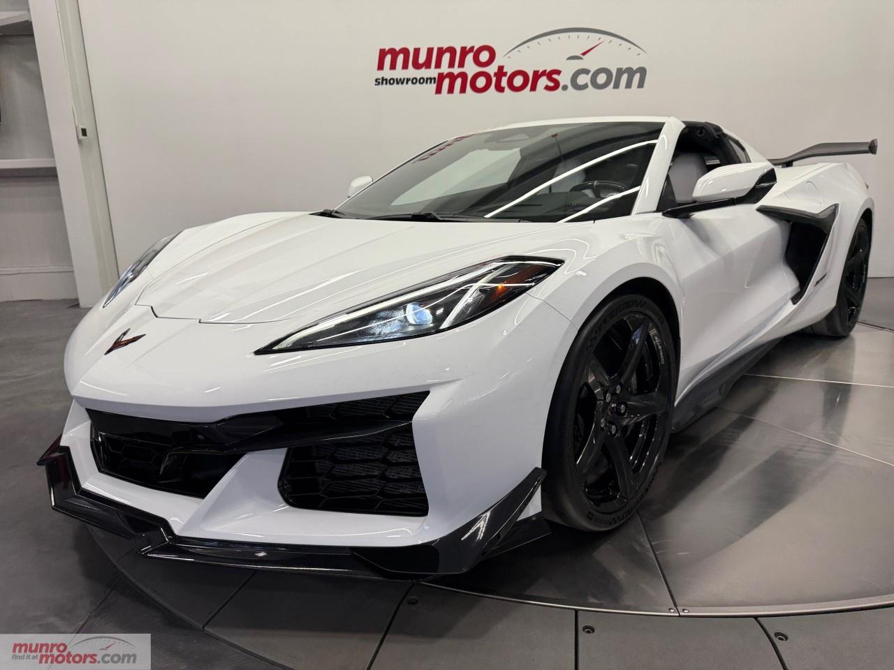 2025 Chevrolet Corvette Z06 Coupe 3LZ Photo3