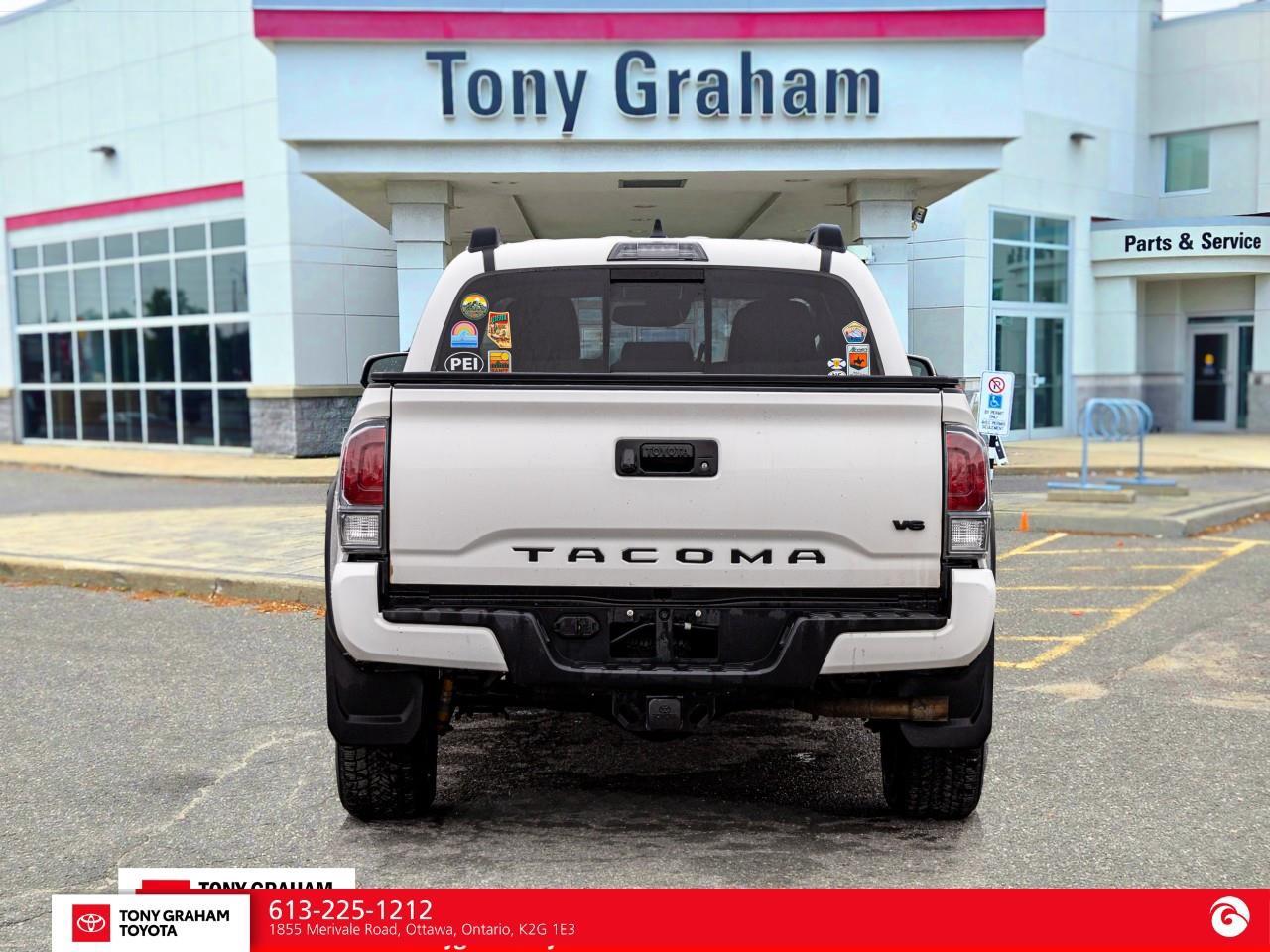 2023 Toyota Tacoma  Photo4