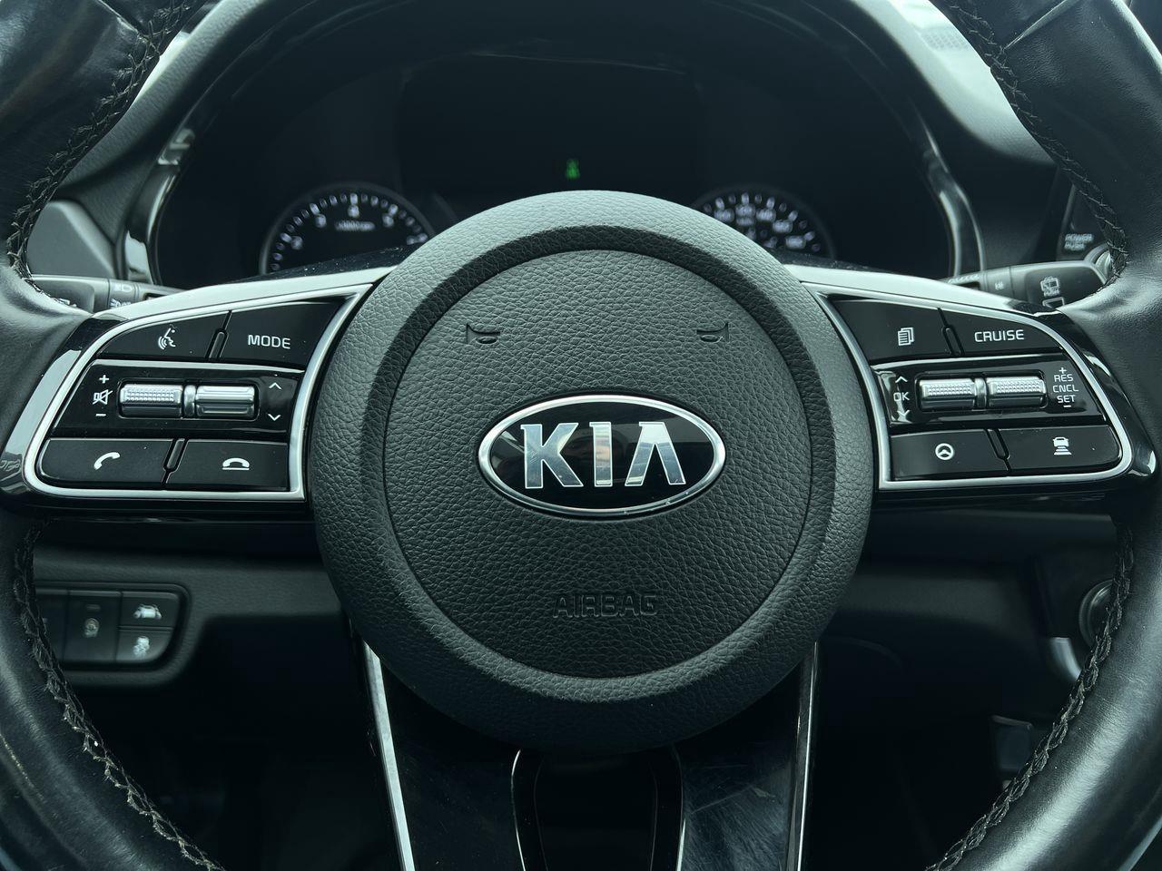 2021 Kia Seltos SX Turbo AWD, MOONROOF, HEATED LEATHER SEATS, SIRIUS XM, BACK UP CAM, NAV, HEATED STEERING WHEEL!! Photo