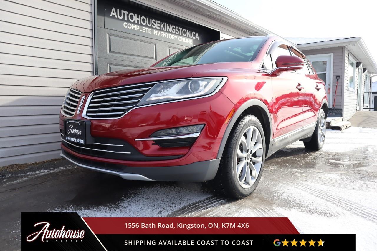 2017 Lincoln MKC Select PANORAMIC MOONROOF - NAVIGATION Photo