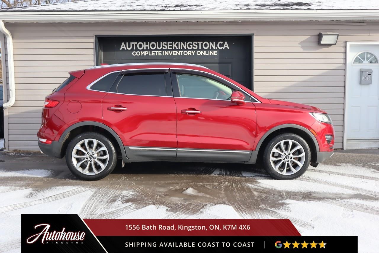2017 Lincoln MKC Select PANORAMIC MOONROOF - NAVIGATION Photo