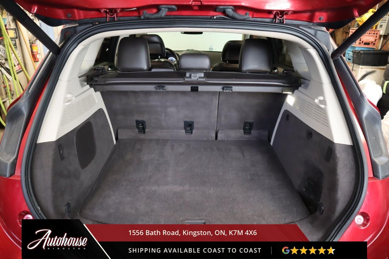 2017 Lincoln MKC Select PANORAMIC MOONROOF - NAVIGATION Photo